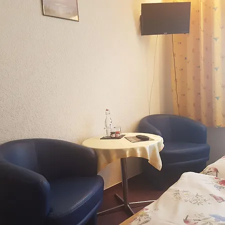 Gaestehaus Strieth 3* Oestrich-Winkel