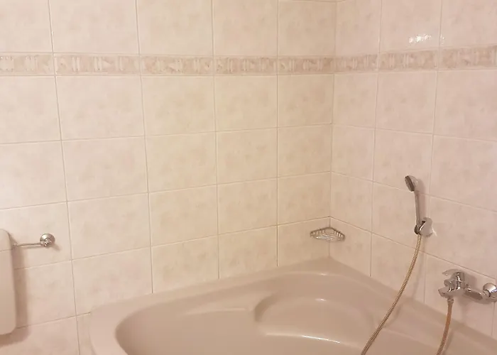 Gaestehaus Strieth 3* Oestrich-Winkel